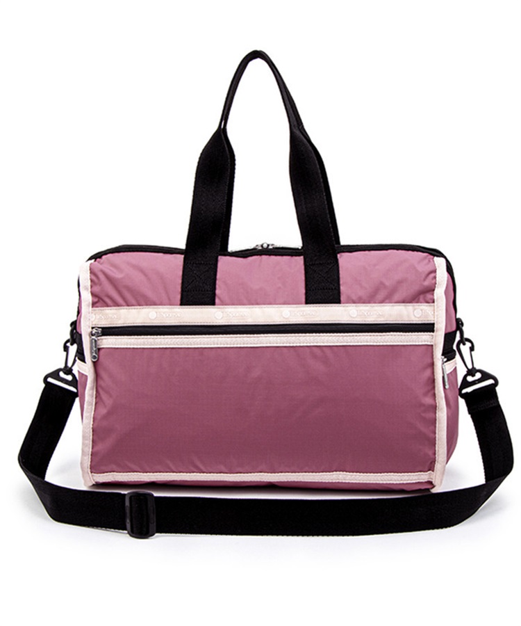 DELUXE MED WEEKENDER