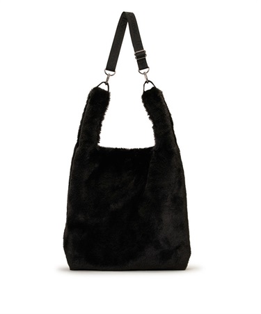 FUR SHOULDER TOTE