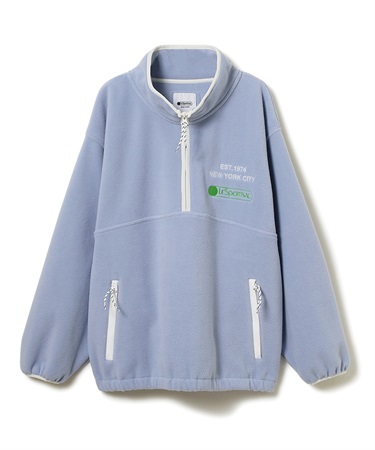 フリースパーカー