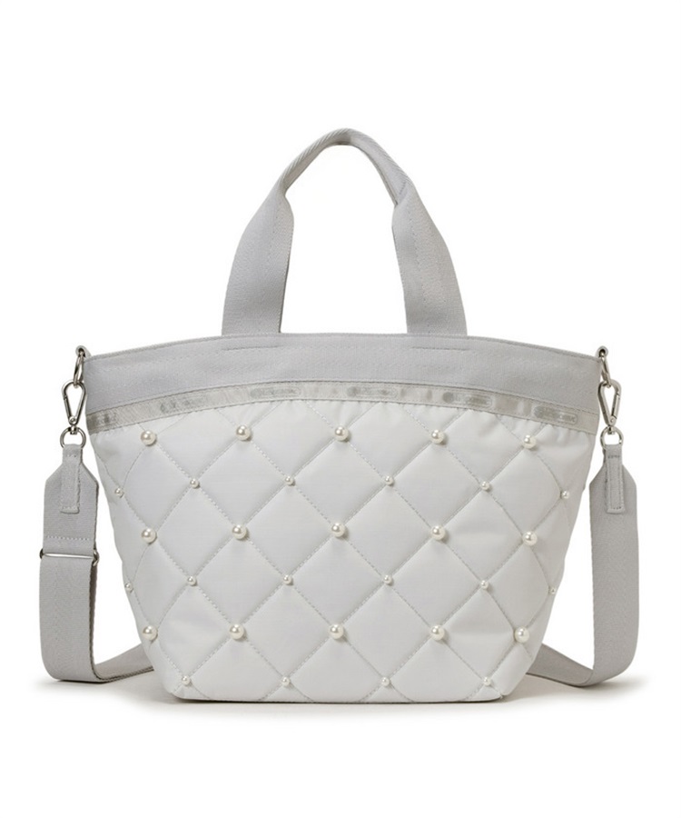 BUCKET TOTE W PEARLS