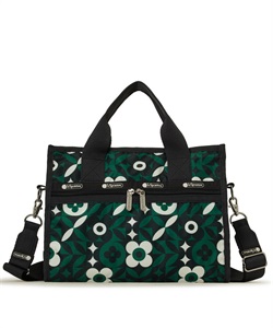 LARGE E/W TH TOTE