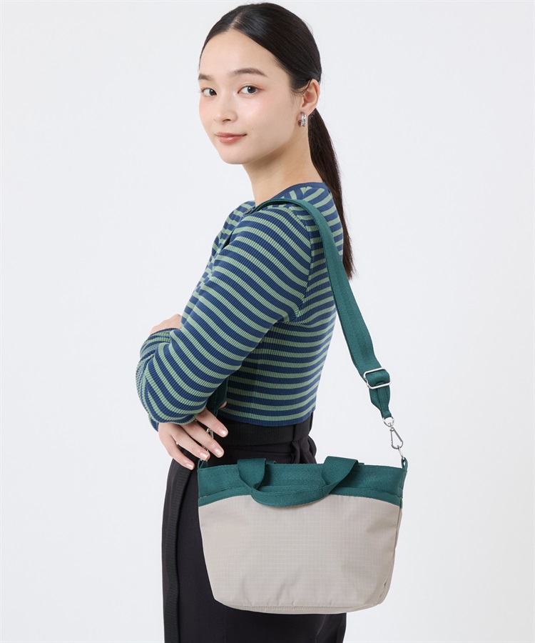 SMALL BUCKET TOTE｜トートバッグ｜バッグ｜レスポートサック公式