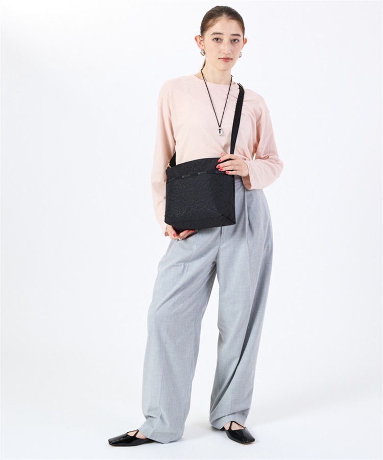 【希少】フィフィラパン✖LeSportsac　クレオクロスボディホーボー レスポートサック フィフィラパン Small Cleo Crossbody Hobo DAY