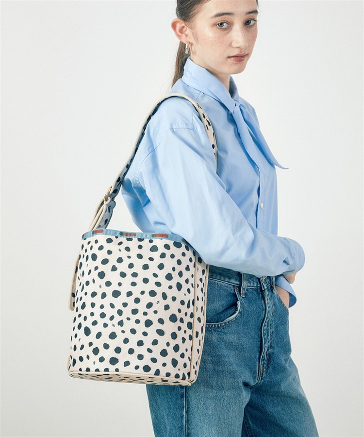 レスポ ダルメシアン様トートバッグ バンブーハンドル 正規店購入 LeSportsac Atelier】LG BELT HANDLE TOTE｜トートバッグ