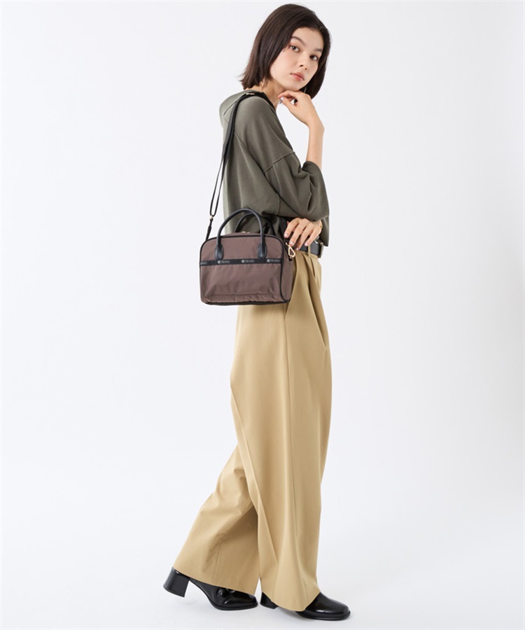 SQUARE TH CROSSBODY｜ショルダーバッグ/斜め掛け｜バッグ