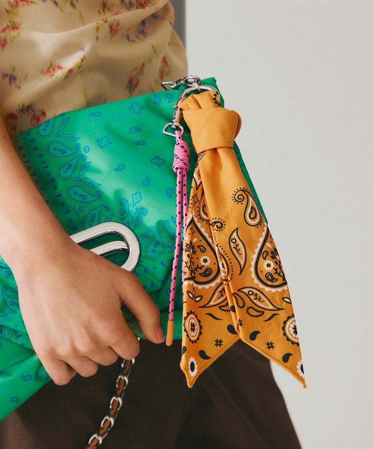 LeSportsac Atelier】BANDANA W/CORD CHARM｜チャーム｜ポーチ