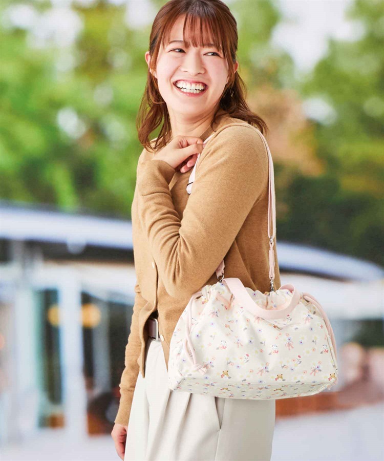 LeSportsac×familiar】E/W TOWN DRAWSTRING BAG｜ショルダーバッグ
