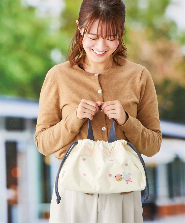 LeSportsac×familiar】E/W TOWN DRAWSTRING BAG｜ショルダーバッグ