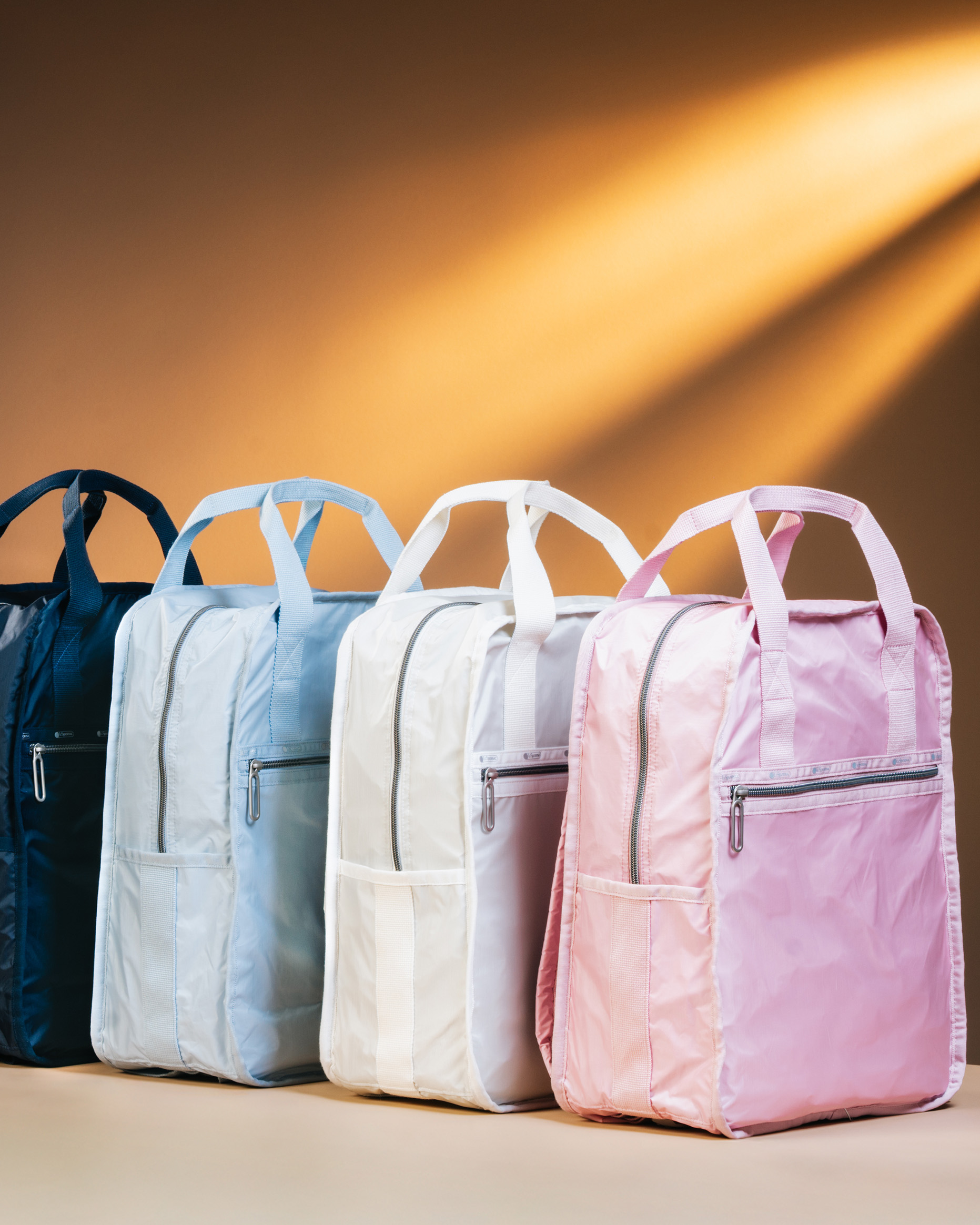 3/18～【POP-UP STORE】ジェイアール名古屋タカシマヤ・髙島屋大阪店「Essential Collection」