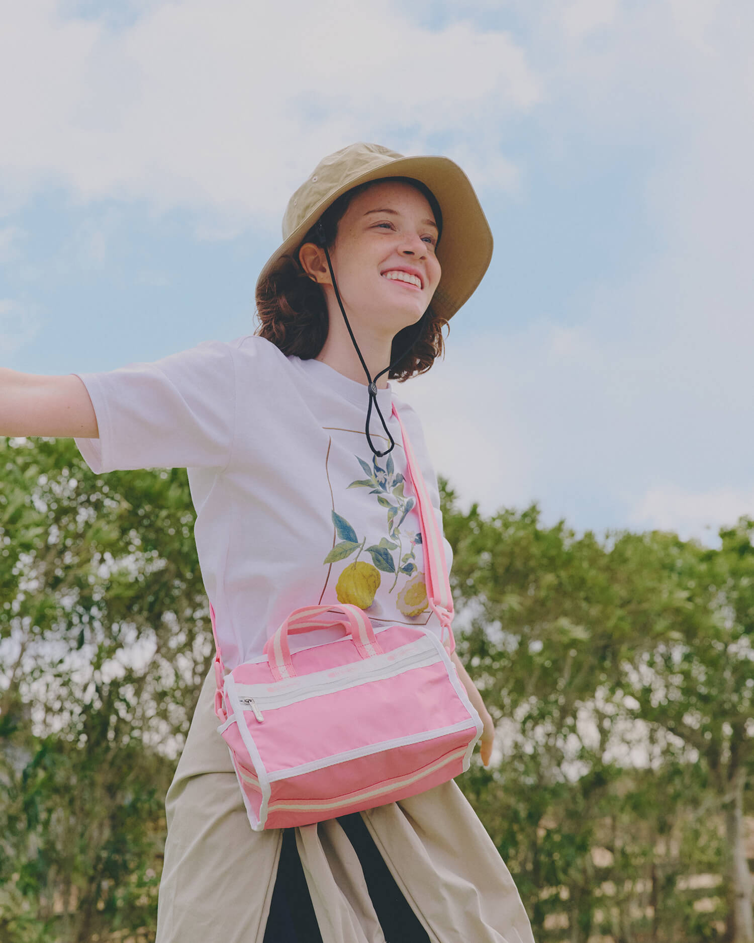 MINI DUFFEL CROSSBODYスペクテイターピオニーピンク