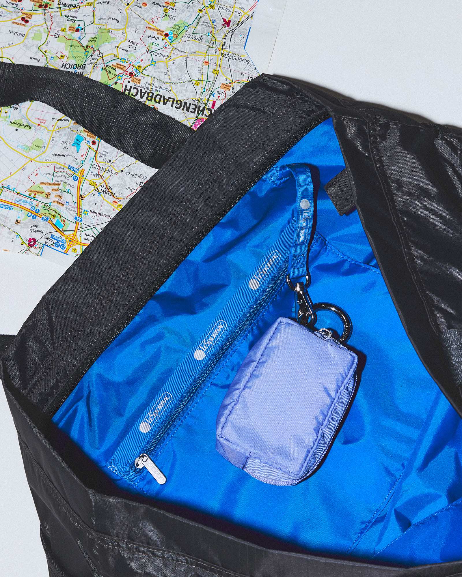 Travel｜レスポートサック公式｜LeSportsac